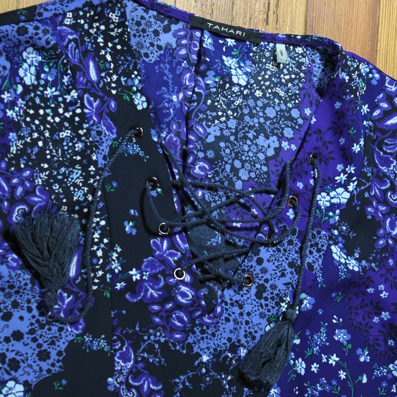 Tahari Floral Tie-Neck Indigo Peasant Blouse S/P - Picture 8 of 8